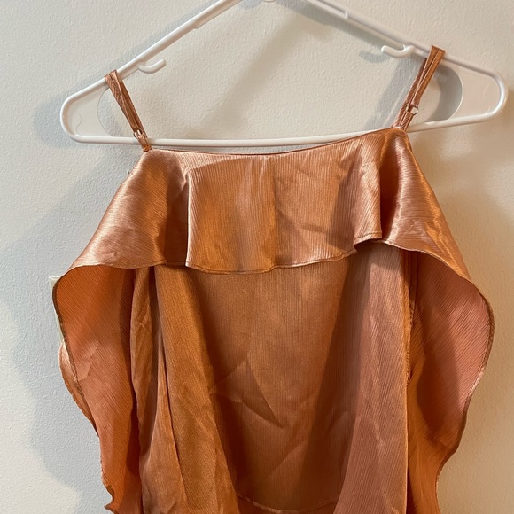 GUESS Womens Orange Cold Shoulder
Ruffled Silk Spaghetti Strap Square
Neck Top - Picture 4 of 8